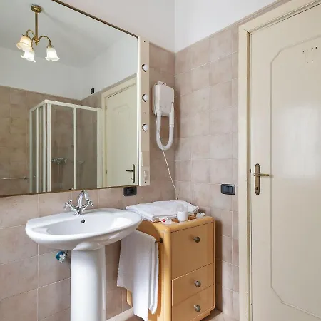 Studio In Castle With Pool And Views Of The Majella Park And Lake Bomba Rosello