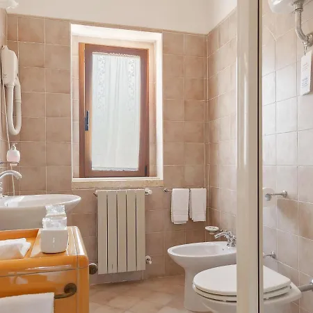 Holiday home Studio In Castle With Pool And Views Of The Majella Park And Lake Bomba