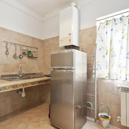 Studio In Castle With Pool And Views Of The Majella Park And Lake Bomba Holiday home
