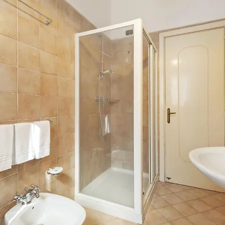 Studio In Castle With Pool And Views Of The Majella Park And Lake Bomba *